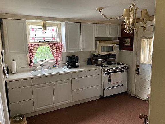5th image of 23 Swan Pl