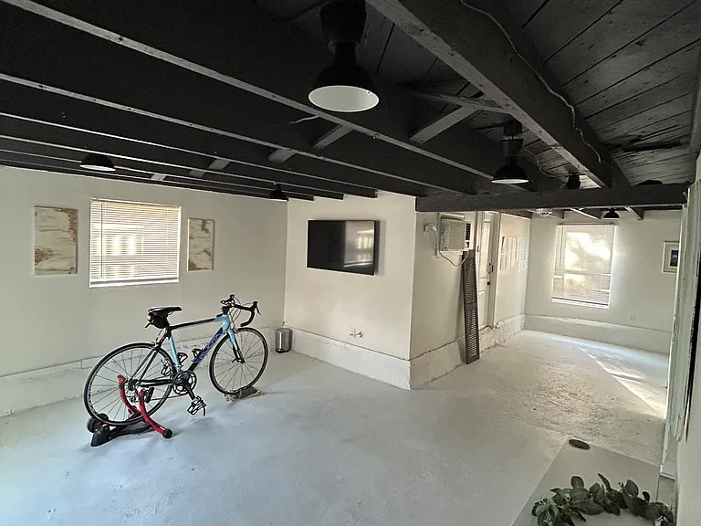 3724 S Liberty St — Photo 41