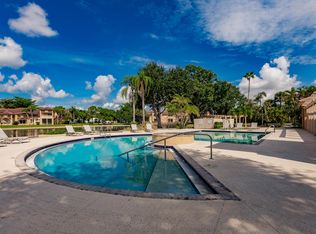 4759 Via Palm Lks APT 302, West Palm Beach, FL 33417