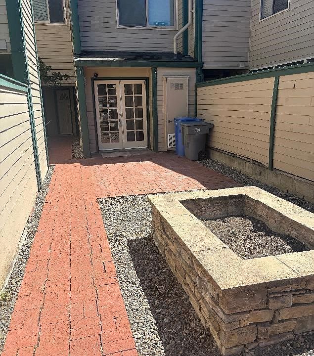 1st image of 1445 Prefumo Canyon Rd Unit 20