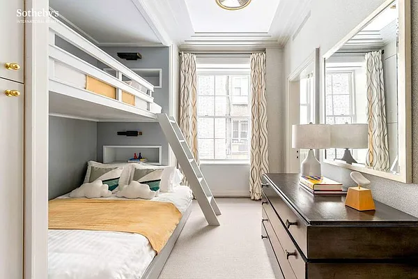 Sold by Sotheby's International Realty | media 12