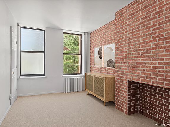 3rd image of 153 1/2 Stanton St #2R