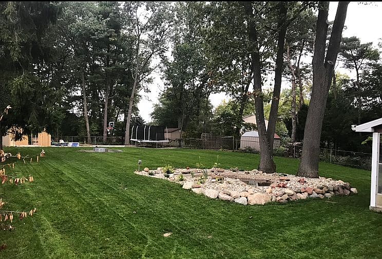 2nd image of 2543 Holtman Dr NE