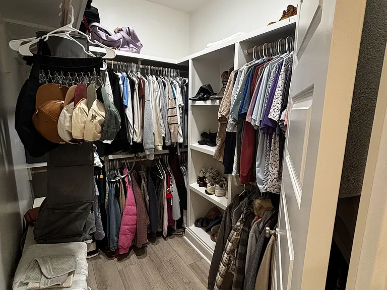 103 Bijou Dr — Photo 14