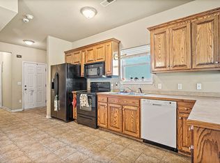 838 S Woodson Ct, Gardner, KS 66030