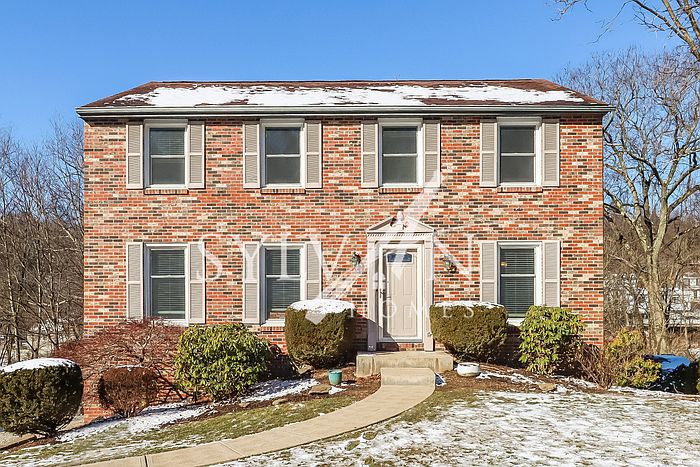 1st image of 211 Ligonier Ln