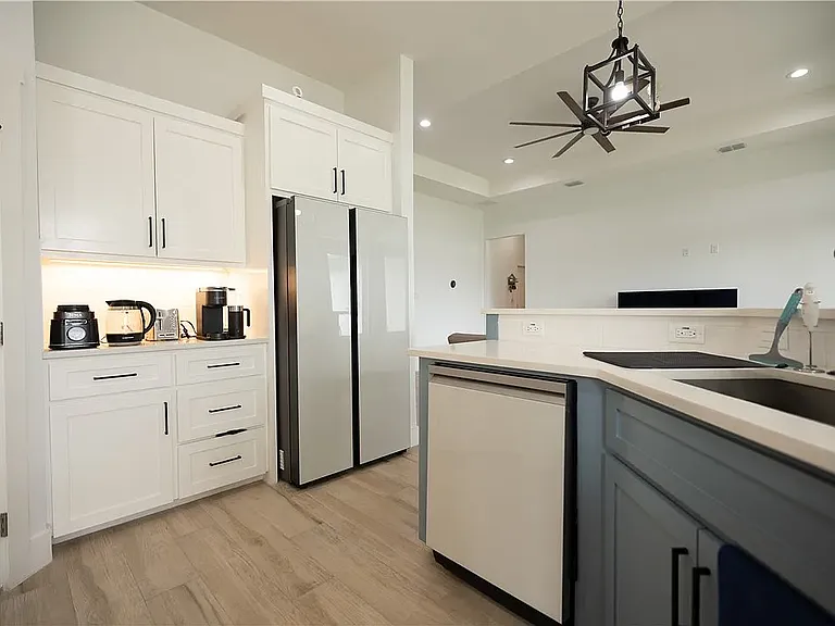 7721 Nadia Dr — Photo 19