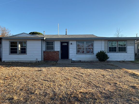 2nd image of 4005 Pleasant Dr