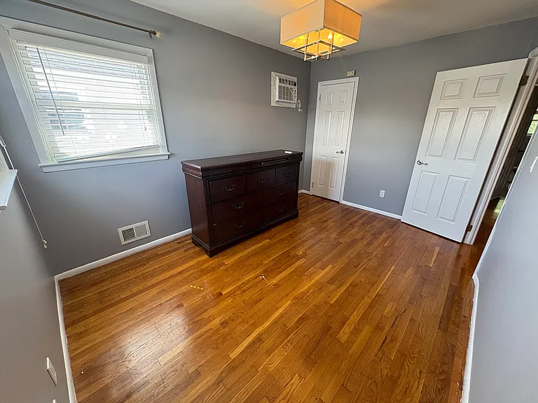 327 Chesterton Ave — Photo 11