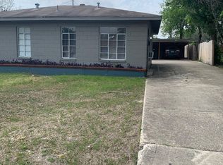 2524 W Woodlawn Ave, San Antonio, TX 78228