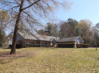 41 Thompson Rd, Coldspring, TX 77331