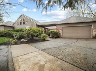 7229 SW Lake Ct, Wilsonville, OR 97070