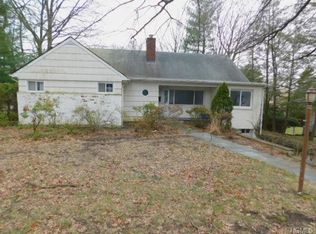 17 Clover Pl, New Rochelle, NY 10805