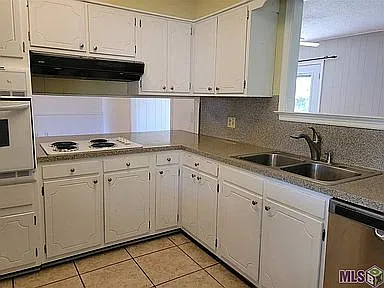 1775 Stafford Dr — Photo 6