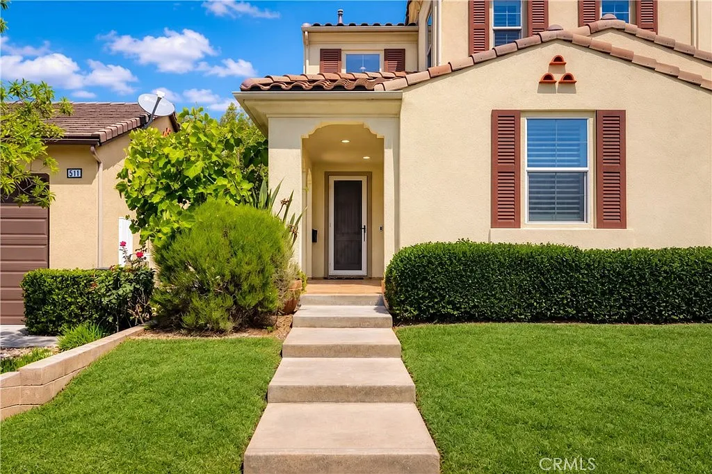 6 bed, 3614 sqft, $5,500 — Photo 3