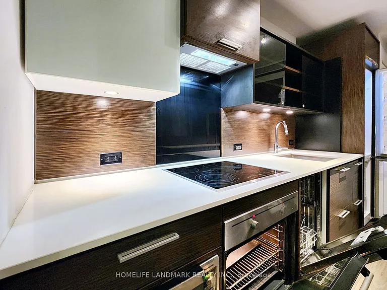 75 Saint Nicholas St #3303 — Photo 10