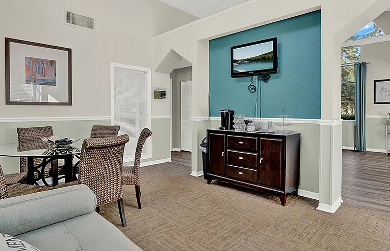 Paddock Place Apartment Homes — Photo 9