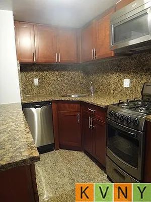 Rented by KVNY Soho | media 9