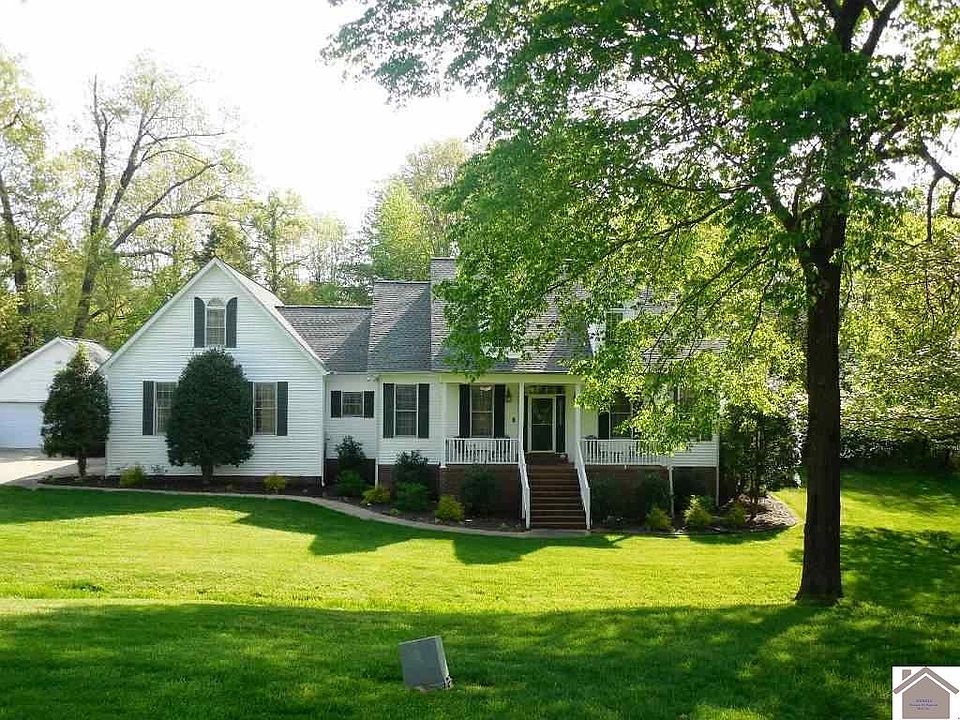 1st image of 315 Pinebrook Dr