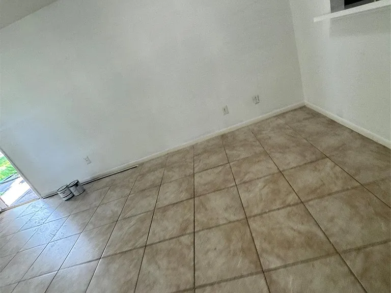 9330 Tooley Dr — Photo 10