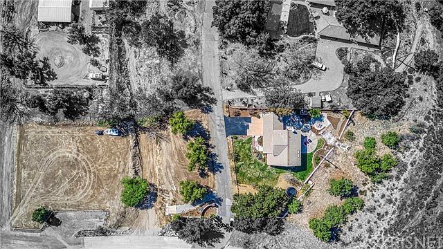 1st image of 24933 Hacienda Ln