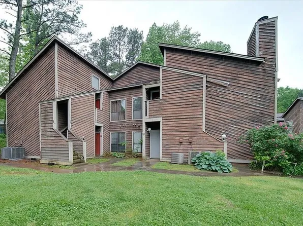 4416 Sharon Chase Dr, Charlotte, NC