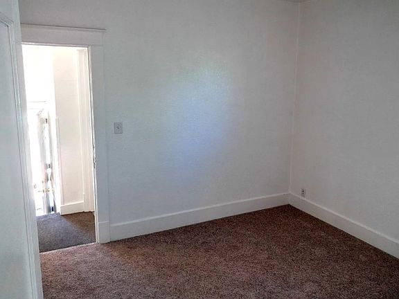 5th image of 1025 Cranford Pl