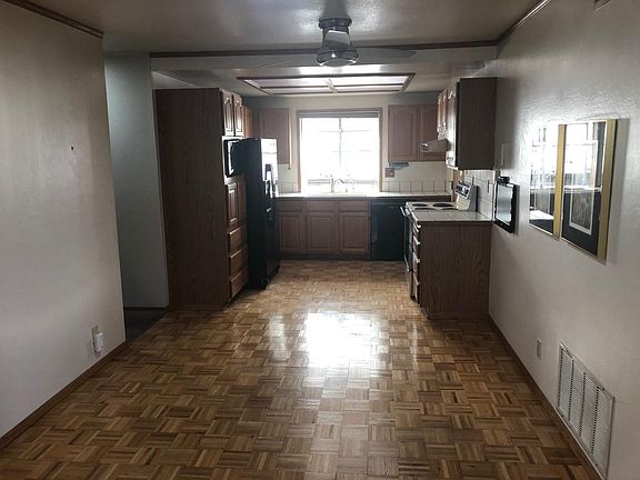 5th image of 3127 Drywood Ln