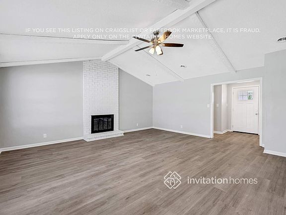 3rd image of 112 Lake Terrace Cir