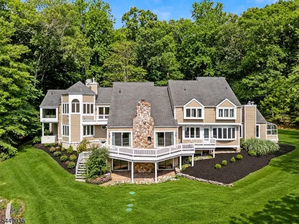 101 Rippling Brook Way, Bernardsville Boro, NJ 07924