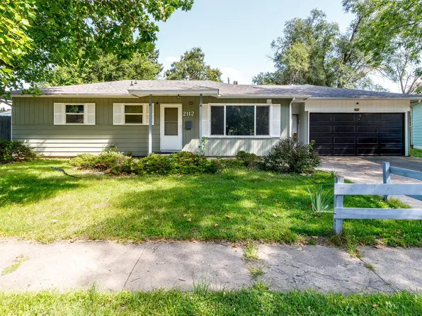 2112 Furman Dr, Ames, IA 50010