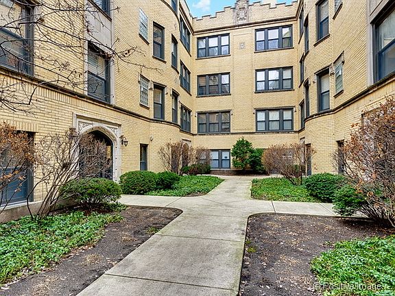 2nd image of 4617 N Paulina St APT 3B