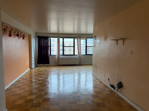 225 Saint Pauls Avenue image 1 of 25