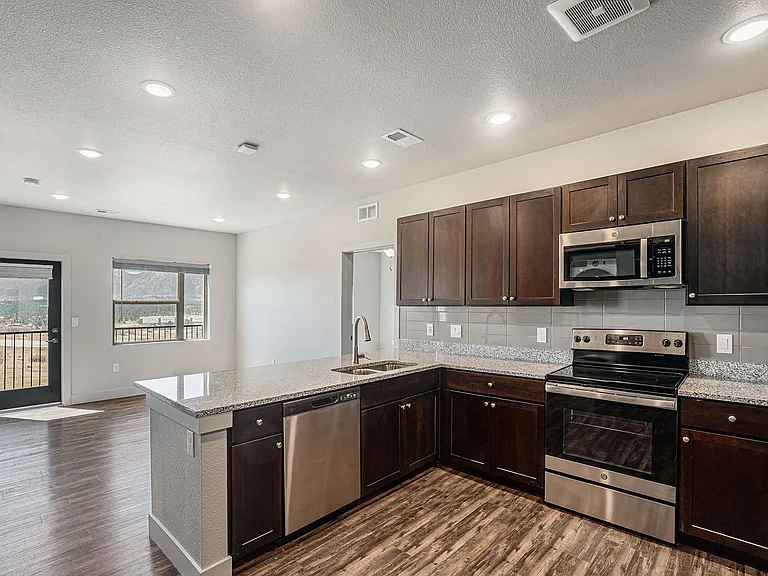 Marq at Monument Ridge — Photo 6