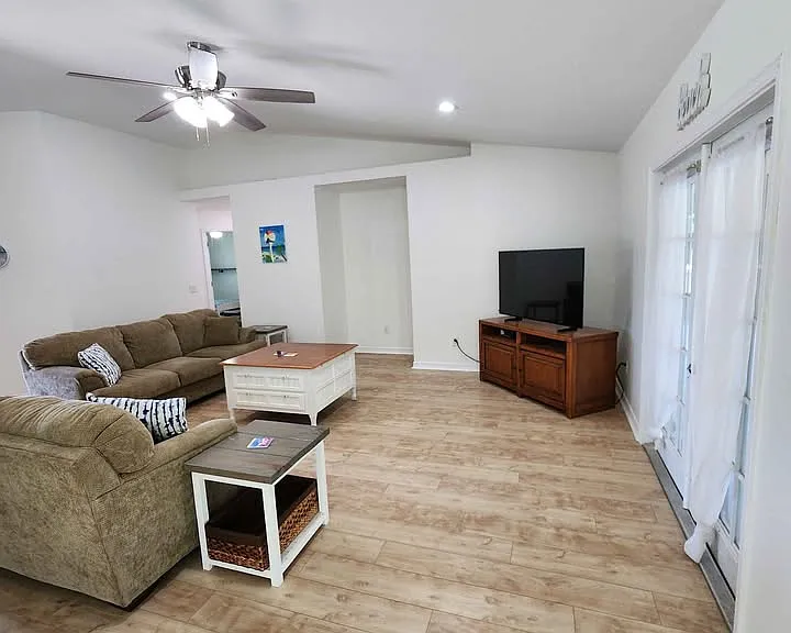 740 Marlinspike Dr — Photo 17
