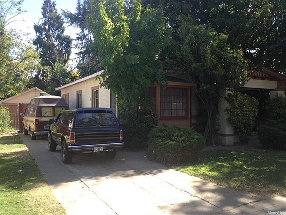 2nd image of 420 S School St