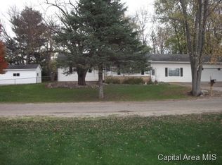 506 S State St, Athens, IL 62613