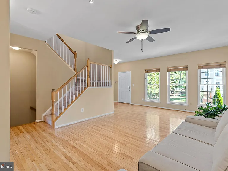 13129 Englishwood Ln — Photo 4