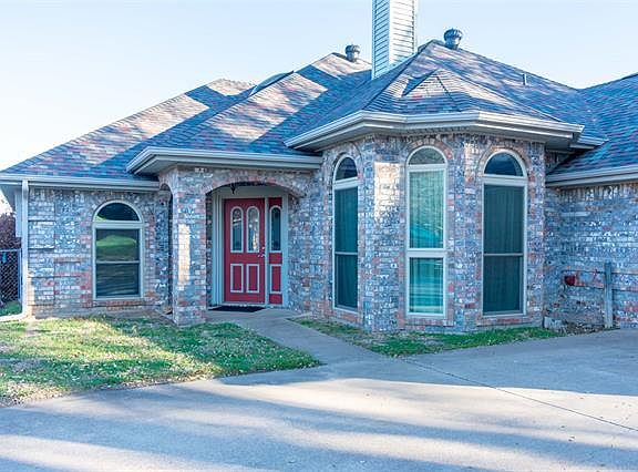 2nd image of 3914 Frisco Cir