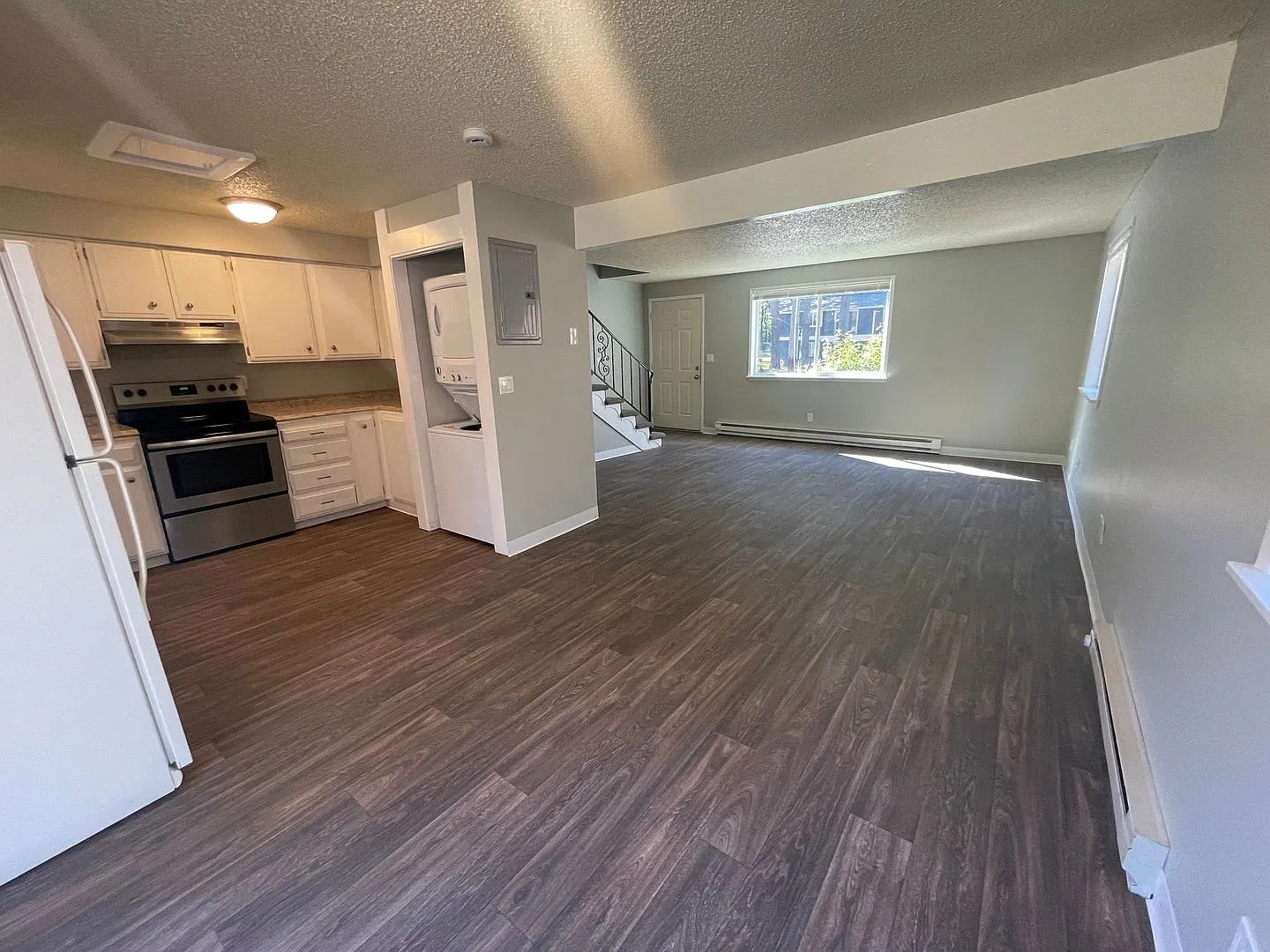 5115 (Samavi Llc) New England Townhomes — Photo 3