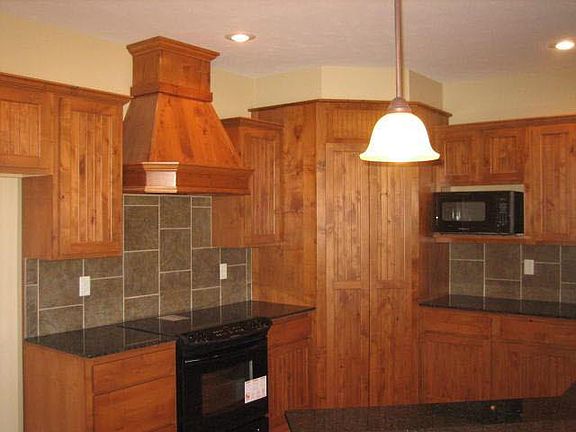 4th image of 503 Stone Lake Dr