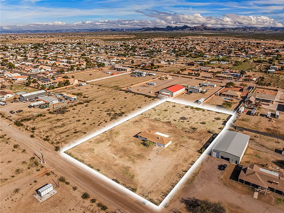 1st image of 5330 S Calle Del Media