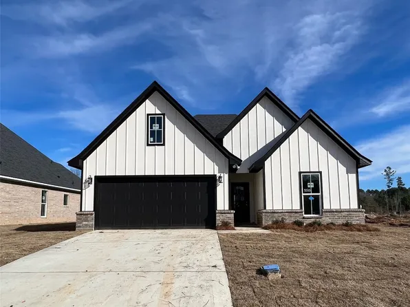 5028 Falcon Bay Dr, Shreveport, LA 71107