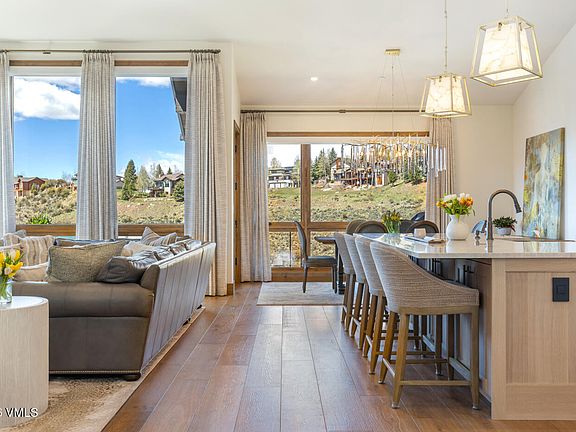 2nd image of 5205 Longsun Ln