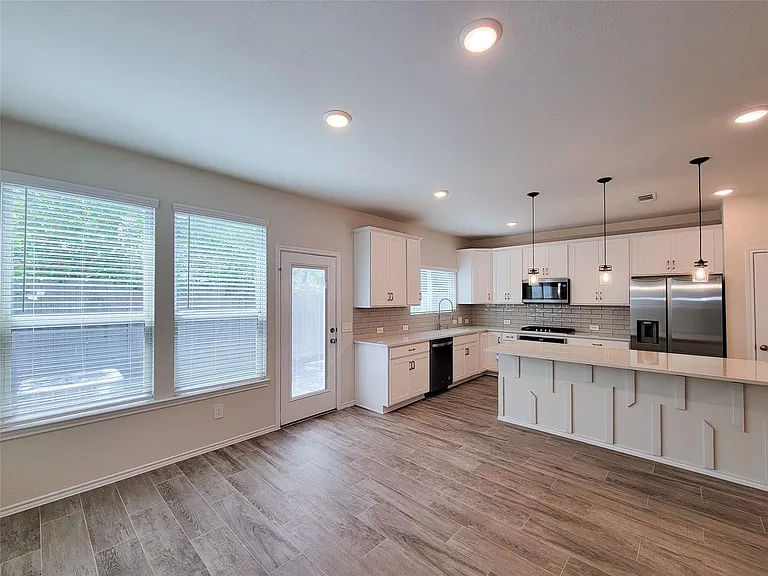 10509 Harmon Smith Dr — Photo 9
