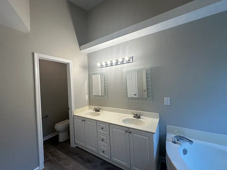 1840 Laurel Oak Ln — Photo 34