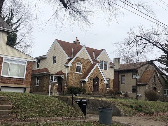 3rd image of 1238 Rossmore Ave