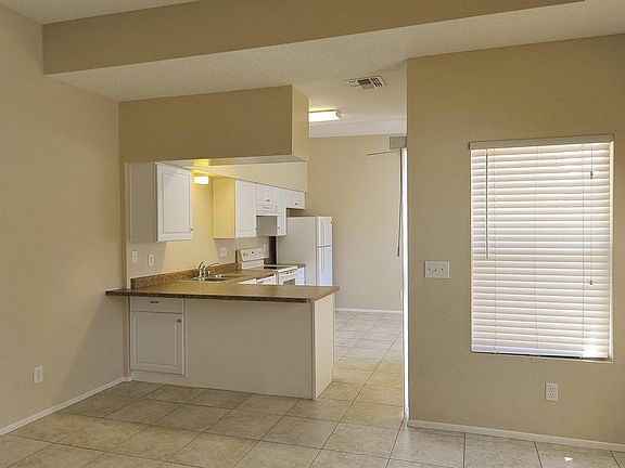 5th image of 4473 W Pyracantha Dr