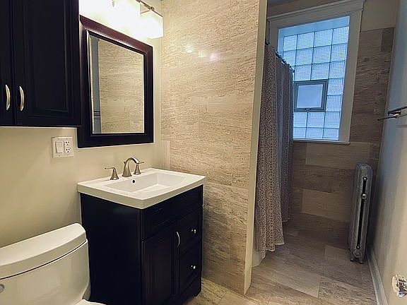 4th image of 5645 N Glenwood Ave #1