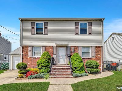 163 Palsa Ave, Elmwood Park, NJ, 07407